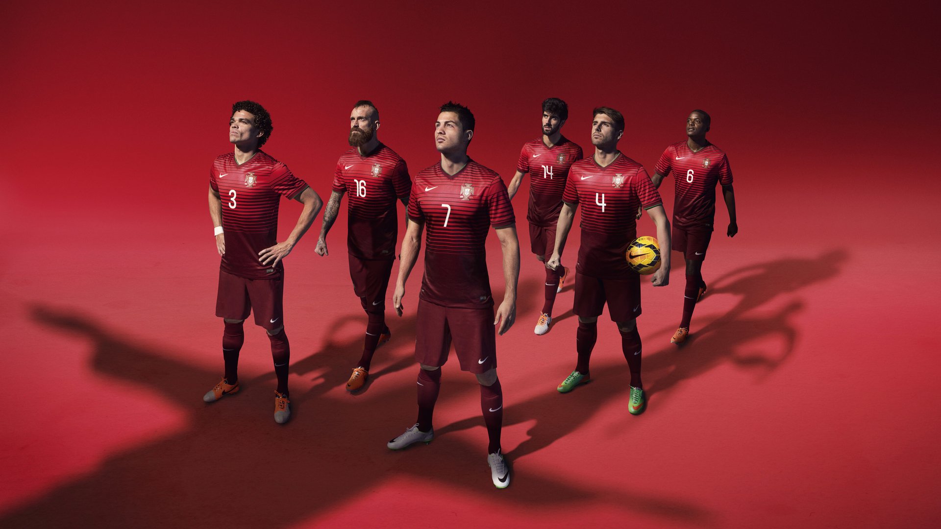 职业联赛加强裁判职业发展通道保障人才储备，职业裁判员